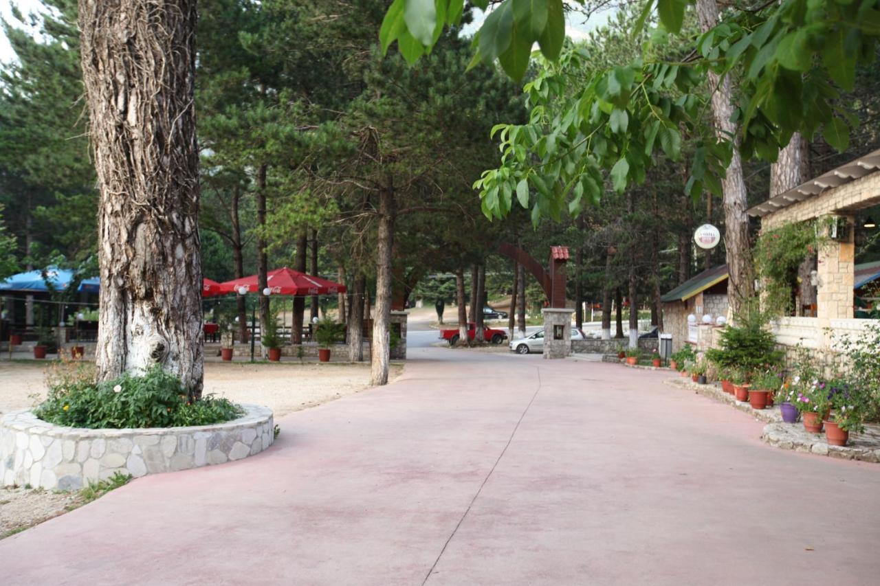 Hamiti Camping Center Dukat المظهر الخارجي الصورة